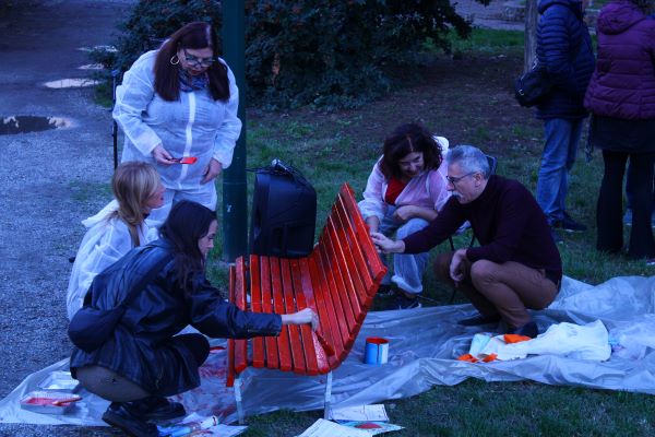 Panchine Rosse Milano